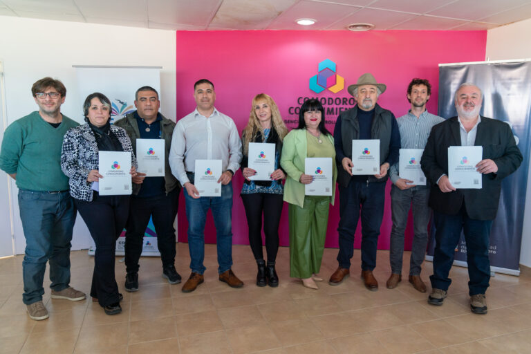 Comodoro Conocimiento firmó importantes convenios con gremios y Centros de Educación Permanente para Jóvenes y Adultos (EPJAS) de Comodoro Rivadavia