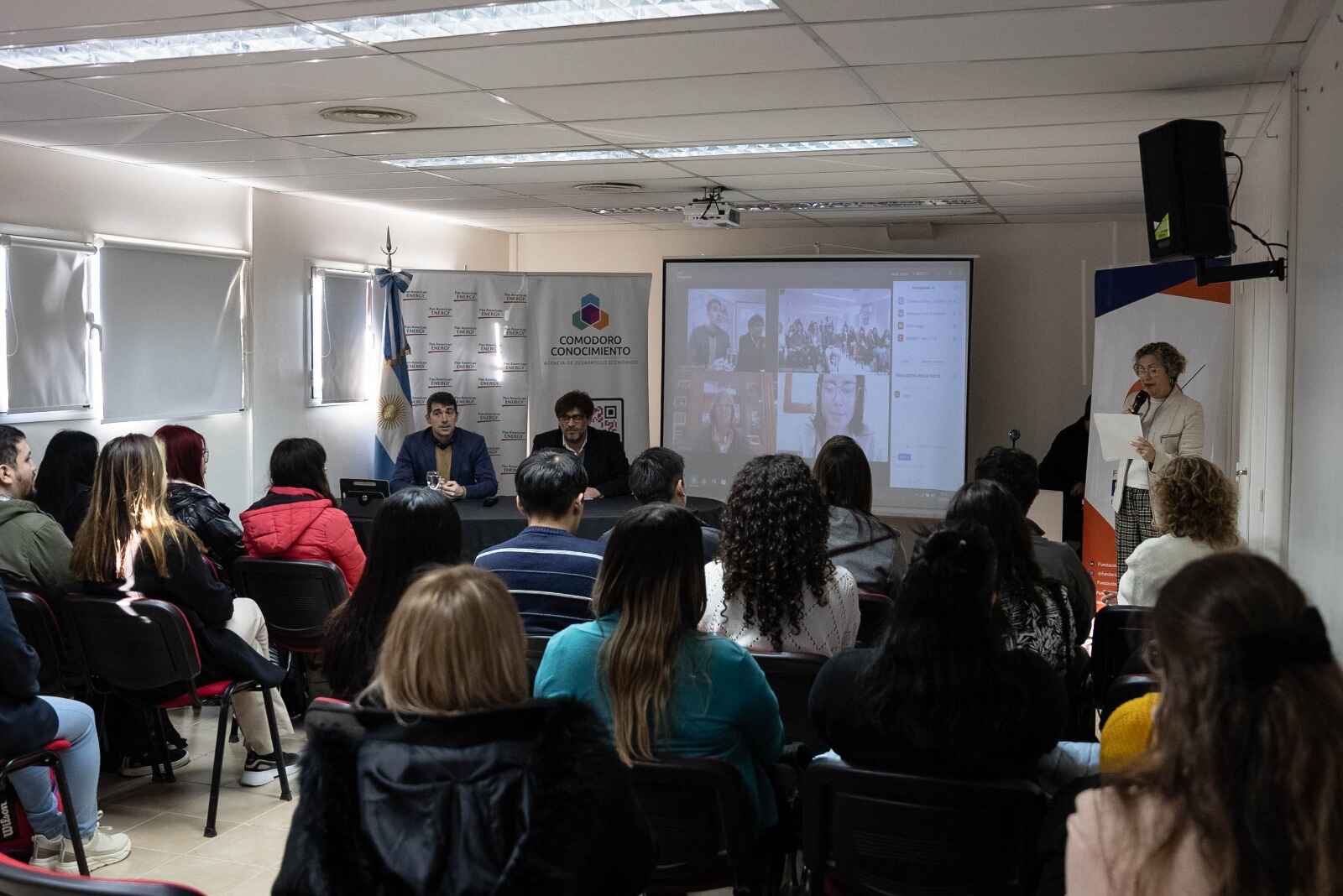 El Municipio continúa generando espacios de capacitación para jóvenes