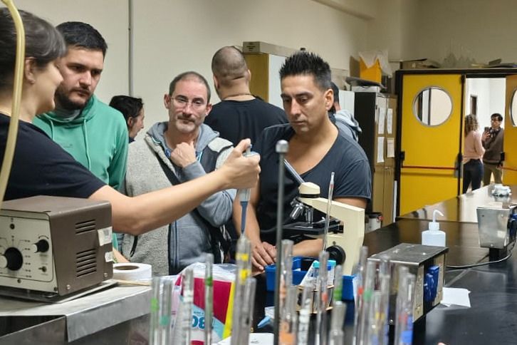 Comodoro Conocimiento capacitó a productores artesanales cerveceros
